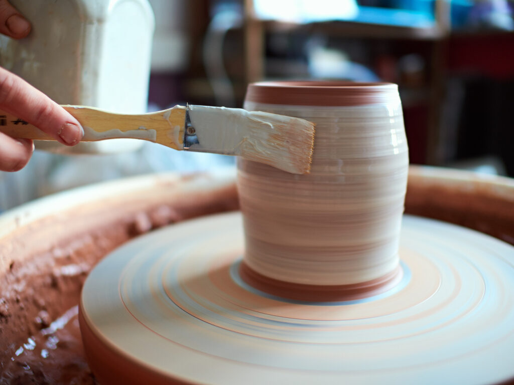 Painting a vase